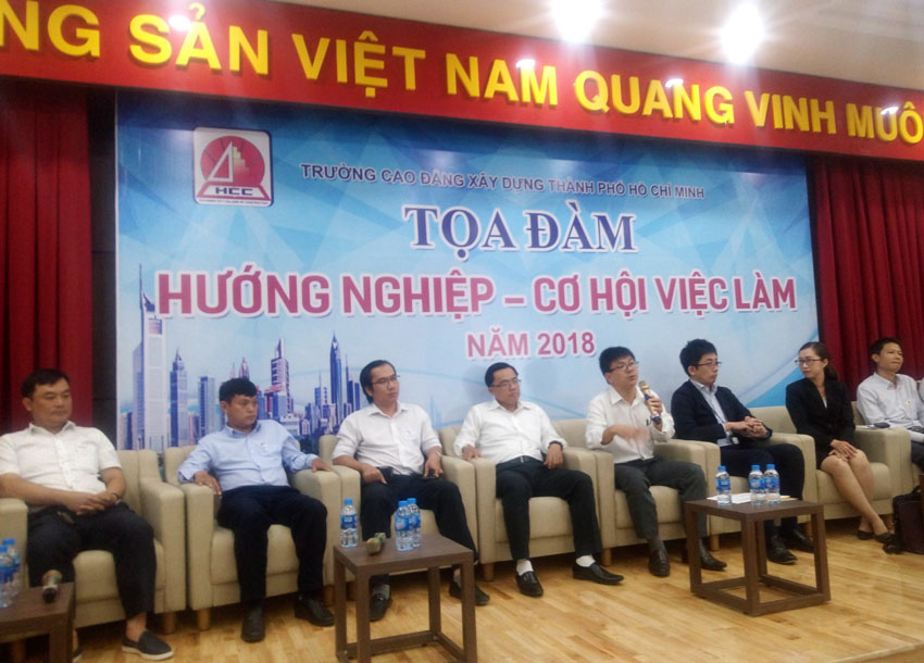 Tọa đàm Hướng nghiệp – Cơ hội việc làm năm 2018 (ngành Xây dựng, Kiến trúc, VLXD, Trắc địa)